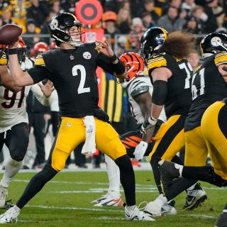 Los Steelers siguen vivos en la carrera por la postemporada