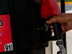 Gasolina roja, la que más aumentó en este sexenio