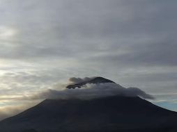 Cámaras de WebCams México instaladas en la zona de Tlamacas captaron imagenes. ESPECIAL/ Webcams de México.