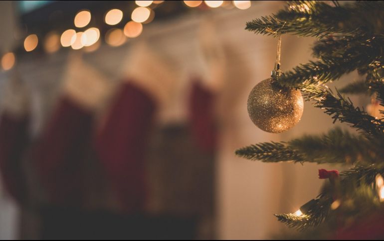 La Navidad es conmemorada en más de 160 países por millones de personas. Unsplash.