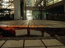 El fuerte movimiento telúrico causó una serie de estragos en la parte norte del país, el estado en la región es de alerta.  EFE / EPA / JIJI