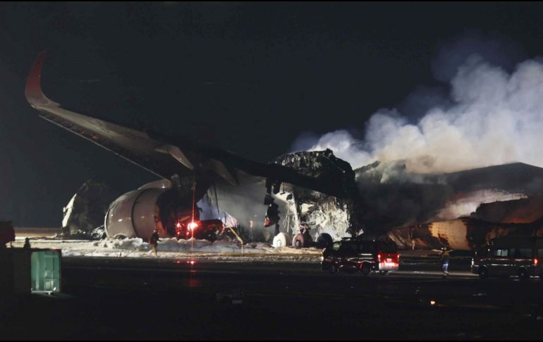 Las autoridades siguen sin especificar las posibles causas del accidente. EFE/EPA/JIJI PRESS JAPAN.