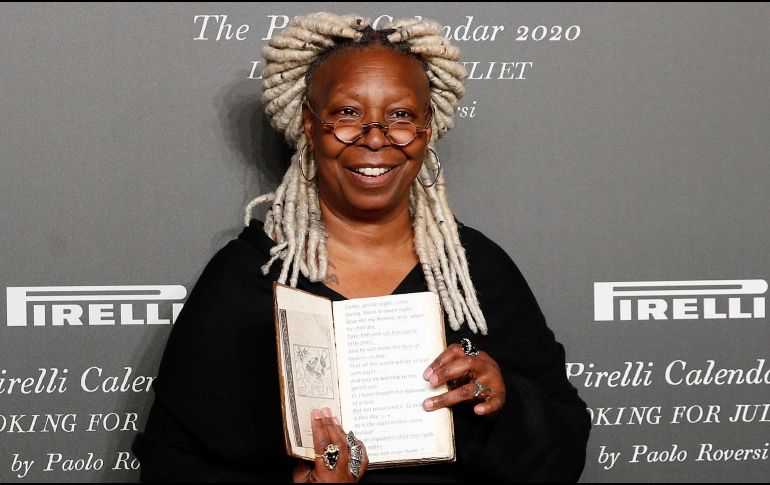 Luego de que revelaran la lista de personas que estaban vinculadas al caso Jeffrey Epstein, la actriz Whoopi Goldberg niega estar involucrada. AP/A. CALANNI