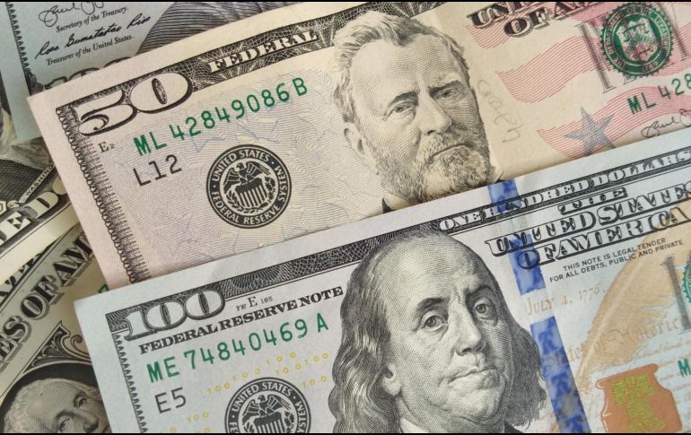 El peso mexicano se cotiza en los mercados internacionales alrededor de los 16.98 pesos por dólar. ESPECIAL/ Foto de Avinash Kumar en Unsplash