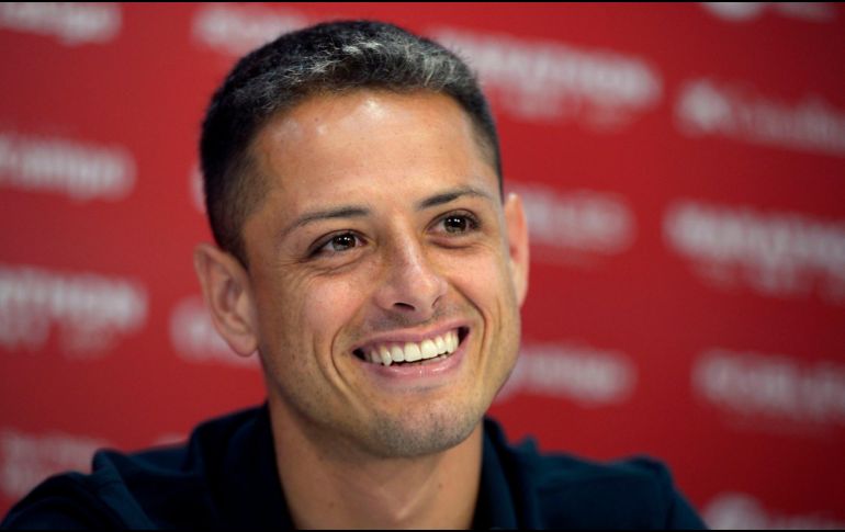 Quien para muchos es el mejor canterano en la historia del Guadalajara, sigue recuperándose de una grave lesión. AFP / ARCHIVO