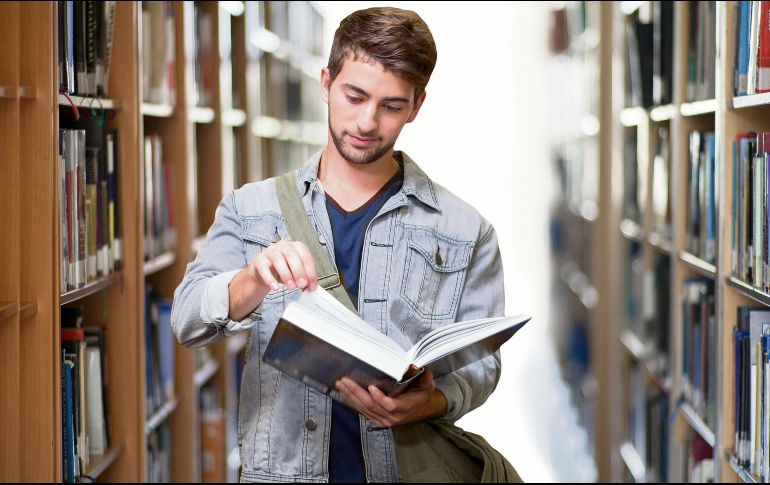 La formación integral de las personas está relacionada con los clásicos universales. ESPECIAL