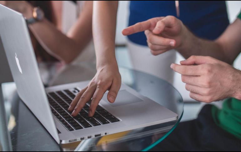 Medios locales han revelado que el ataque, al parecer, afecta desde el jueves a clientes del área corporativa de la empresa Tigo. UNSPLASH /  M. Thian