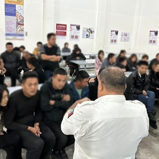INM encuentra a 40 personas migrantes de China en Oaxaca