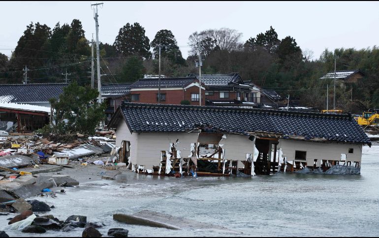 El último balance de víctimas mortales del terremoto asciende a 213, según las autoridades niponas. EFE