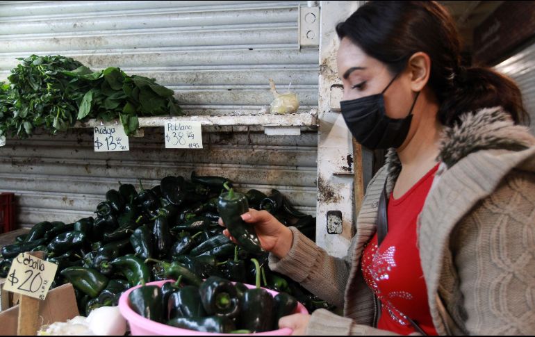 El chile poblano acumuló un incremento de 62.87% en su precio a lo largo del año 2023. EL INFORMADOR/Archivo