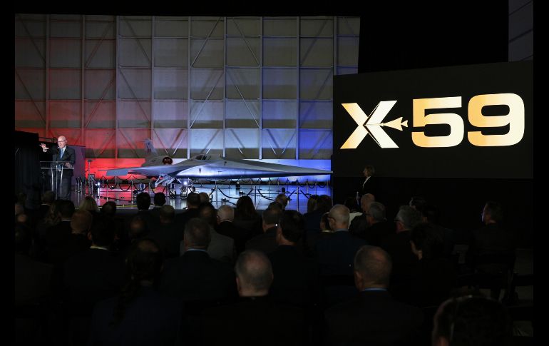 El X-59 volará a una velocidad de mil 488 kilómetros por hora, alrededor de 1.4 veces la velocidad del sonido. EFE / A. Dinner