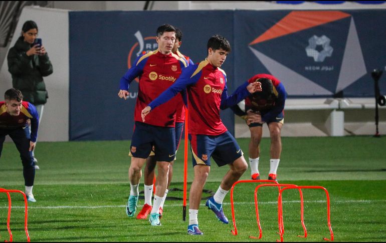 Barcelona y Real Madrid se disputarán el primer título del 2024 en Arabia Saudita. EFE/ Juan Carlos Cárdenas