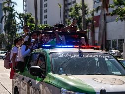 Camionetas de Protección Vial llevan hoy a los usuarios. EFE