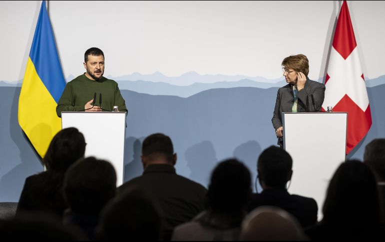 Durante el encuentro, Amherd destacó la disposición de Suiza para continuar respaldando a Ucrania, especialmente en este momento en el que el conflicto en ese país está a punto de ingresar a su tercer año de desarrollo a gran escala. EFE / A. Della Valle