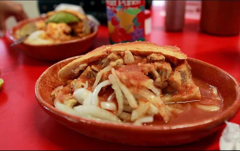 La torta ahogada comenzó a prepararse entre 1959 y 1951. EL INFORMADOR/ ARCHIVO.