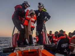 158 mil de los migrantes irregulares detenidos por Frontex en 2023 fueron interceptados en el Mediterráneo central. EFE / SEA WATCH / ARCHIVO