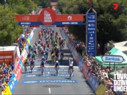 Isaac del Toro es considerado como una de las futuras estrellas del pelotón mundial y primer ciclista mexicano en ganar una etapa en esta competencia. X / @tourdownunder