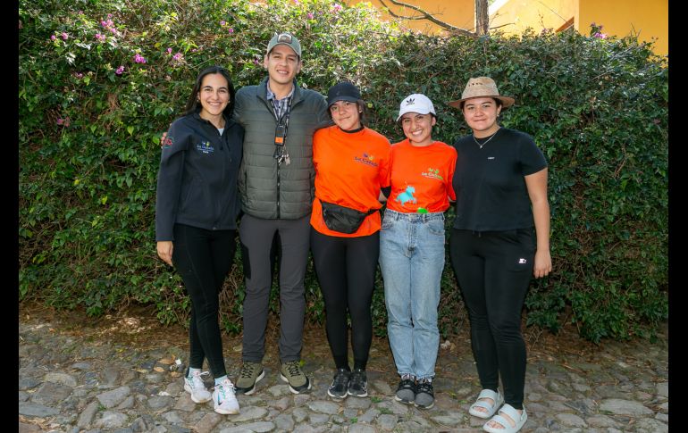 Karla Ramírez, Juan Jesús Pérez, Paulina de la Torre, Ana Paola Cervantes y Regina Monjarás. GENTE BIEN JALISCO/ Jorge Soltero
