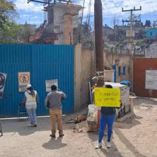 Manifestantes cierran accesos a obras del Tren Interurbano