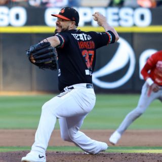 Naranjeros de Hermosillo aumenta superioridad tras derrotar a los Venados de Mazatlán