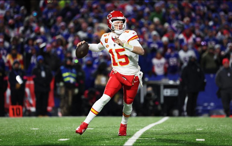 Los Kansas City Chiefs de Patrick Mahomes derrotaron a los Buffalo Bills y avanzaron a la final de la Conferencia Americana de la NFL por sexto año consecutivo. AFP / A. Bello