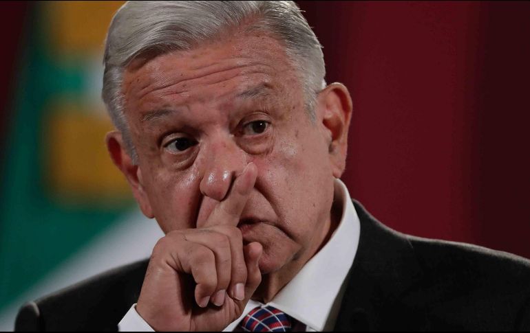 López Obrador señaló que hasta el expresidente Felipe Calderón rectificó tras haber dicho que la salida de la periodista de la cadena fue por 