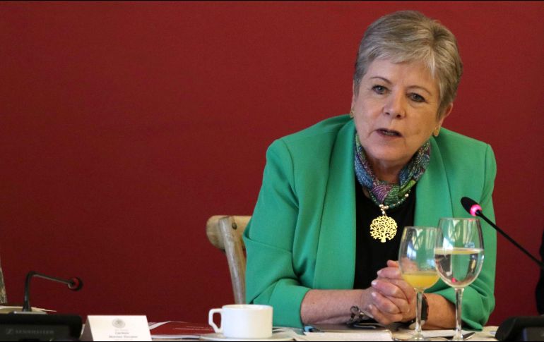 ALICIA BÁRCENA, secretaria de Relaciones Exteriores. El armamento de EU de grado militar, que integrantes de los cárteles han exhibido en publicaciones, plantea un desafío especial para las fuerzas armadas mexicanas. SUN / ARCHIVO