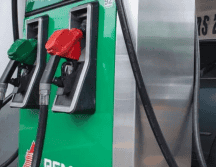 El alza al precio de la gasolinas implica incrementos en los costos de productos y servicios porque hace un efecto dominó. SUN/ ARCHIVO.