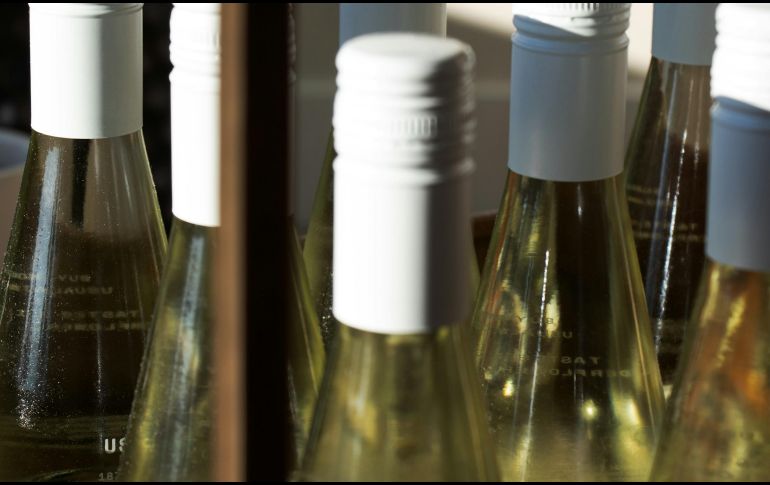 El SAT detalla, que al escanear el código QR de la etiqueta, se puede comprobar que la información corresponde al producto. UNSPLASH / M. Anderson