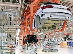 Piden tomar acciones para que se vigile la entrada de autopartes y autos que empresas chinas envían desde México. SUN / ARCHIVO