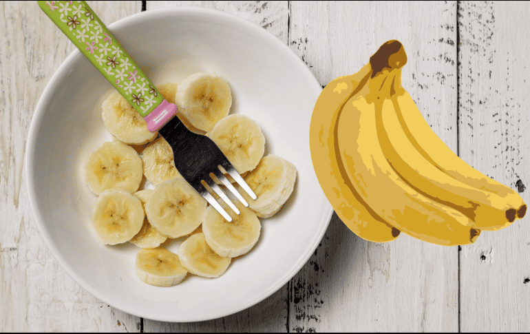Ahora bien, aunque como toda fruta o verdura, el plátano es un alimento saludable, debe tomarse en cuenta que todo exceso puede causar efectos desfavorables a la salud. CANVA