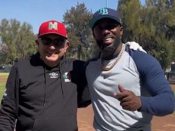 El titular del Ejecutivo se midió en el bat contra el pelotero de los Tampa Bay Rays. ESPECIAL.