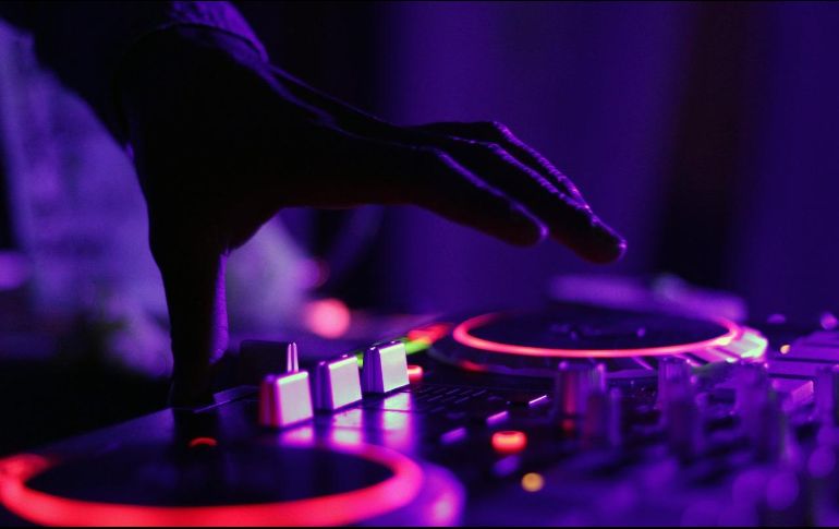 El Super Bowl LVIII en Las Vegas se acerca rápidamente, y cada día se revelan más celebridades que participarán en el evento. Pixabay