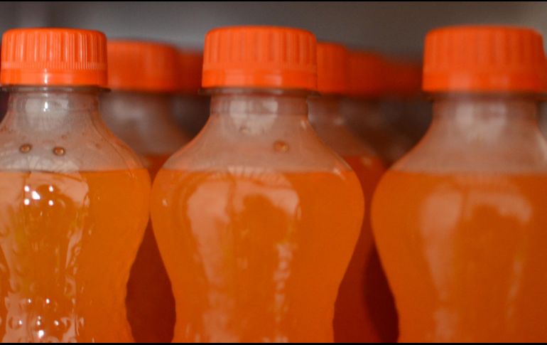 Después del agua, los líquidos más consumidos por la población mexicana son las bebidas azucaradas, las cuales son consideradas como productos ultraprocesados por su alto contenido de azúcar añadido. EL INFORMADOR / ARCHIVO
