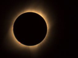 Este evento astronómico ocurrirá en abril de este año, intenta presenciarlo pues es una oportunidad única en la vida. ESPECIAL / PEXELS