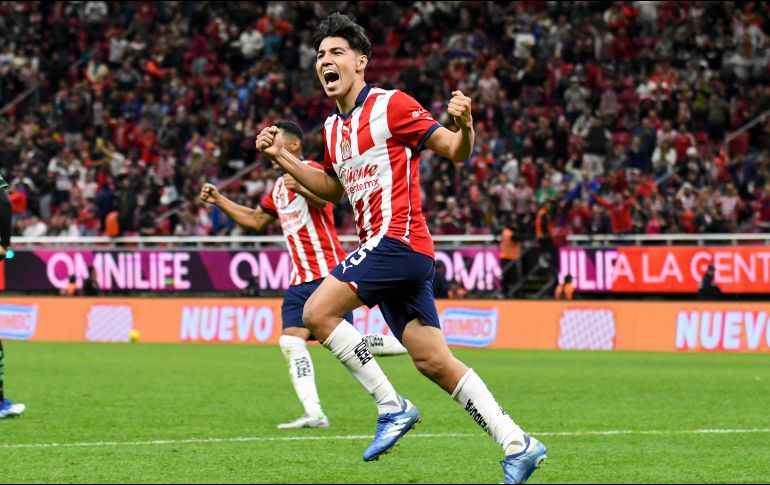 Chivas se muestra de buen ánimo, pero acumula 3 puntos en lo que va del certamen. IMAGO7