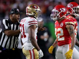 Kansas City saltará al terreno de juego con su tradicional uniforme rojo; en tanto se prevé que San Francisco vaya vestido de blanco. AFP/ ARCHIVO.