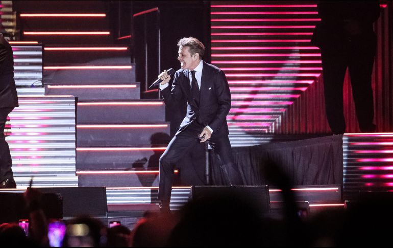 Será el próximo 1 de octubre cuando Luis Miguel se presente en el Estadio Jalisco a las 21:00 horas, en donde interpretará sus mejores temas como “Te necesito”, “Cuando calienta el sol”, “Culpable o no”, entre otros. EL INFORMADOR / ARCHIVO
