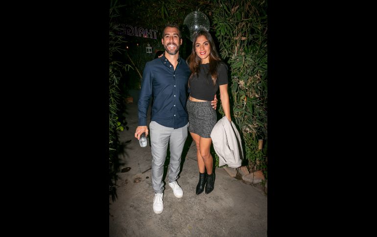 Óscar Becerra y Daniela Pinzón. GENTE BIEN JALISCO/ Jorge Soltero