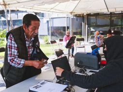 Todas aquellas personas adultas mayores, personas con discapacidad y mujeres quienes reciben el apoyo de transporte gratuito a través de Mi Pasaje ya pueden acudir a recargar su tarjeta. CORTESÍA / SSAS