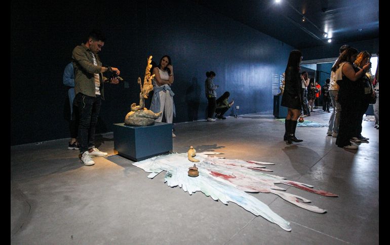 En el Museo de Arte de Zapopan (MAZ) se inauguró este viernes 2 de febrero la exposición “Volví a ser vasija, volví a ser animal, volví a ser planta, volví a ser tiempo” de la dupla artística RojoNegro conformada por Noé Martínez y María Sosa. EL INFORMADOR / H. Figueroa