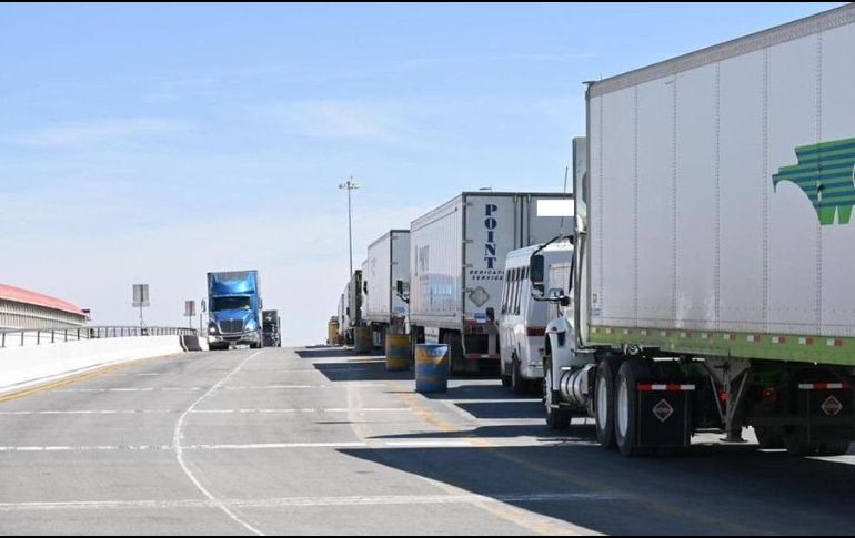 Luego de que las autoridades no les ha cumplido una lista de peticiones, la Alianza Mexicana de Transportistas informó que realizarán un paro nacional. SUN / ESPECIAL