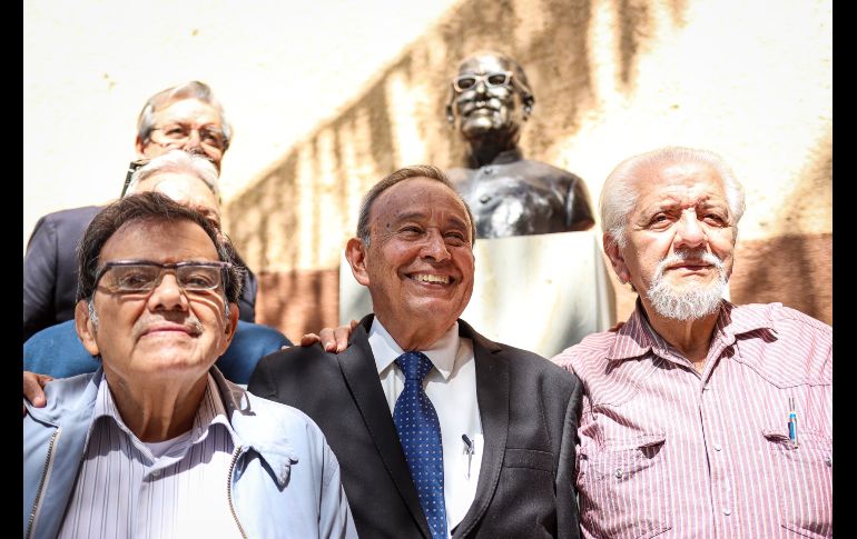 La misa fue ofrecida para todos los joyeros de la ciudad, sus familias y los hijos ausentes, la cual fue transmitida en vivo por María Visión y oficiada ante un templo abarrotado de creyentes. EL INFORMADOR / H. Figueroa