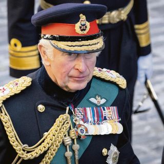 Buckingham anuncia que Carlos III sufre un cáncer