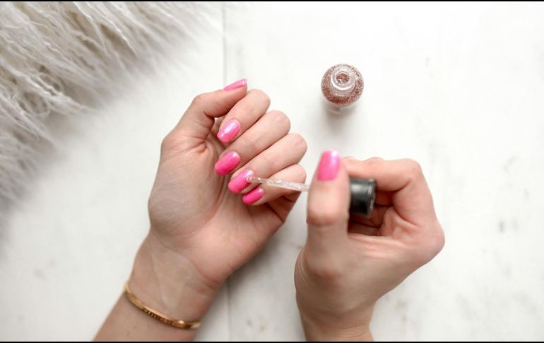 San Valentín es la fecha ideal para mostrar tus manos con todo estilo. ESPECIAL/ Foto de Element5 Digital en Unsplash