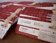 En muchas ocasiones es imposible realizar el retiro bancario inmediatamente después de recibir el pago de la Pensión Bienestar. EL INFORMADOR/ ARCHIVO.