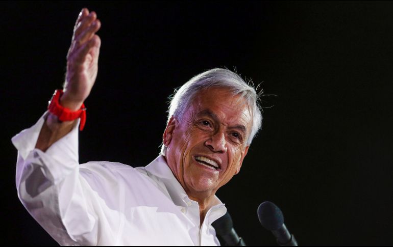 Piñera estudió Ingeniería Comercial en la Pontificia Universidad Católica de Chile, luego obtuvo un máster y un doctorado en la Universidad de Harvard. AP / ARCHIVO