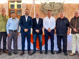En el evento, estuvieron presentes ex alcaldes del municipio como Manuel Guzmán De La Torre; Guillermo Sánchez Magaña, Andrés Zermeño Barba, Antonio Tatengo Ureña, Ismael del Toro y Salvador Zamora. EL INFORMADOR/ Arturo Navarro.