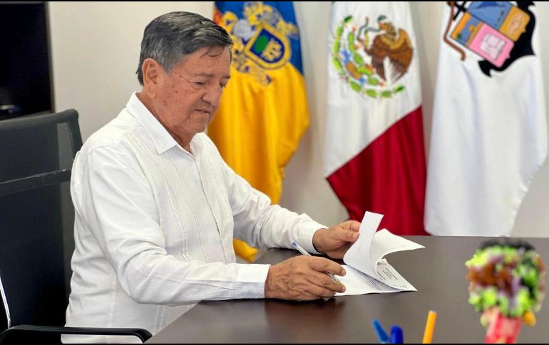 La resolución impediría al alcalde contender por la reelección. FACEBOOK / Profe Michel