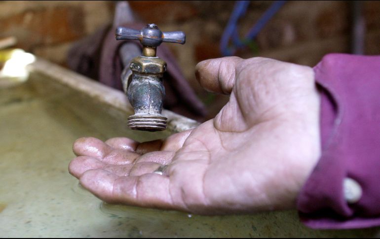 Debido a la restricción en cada una de las alcaldías, hay algunas colonias que sí tendrán un suministro de agua continua. EL INFORMADOR/Archivo
